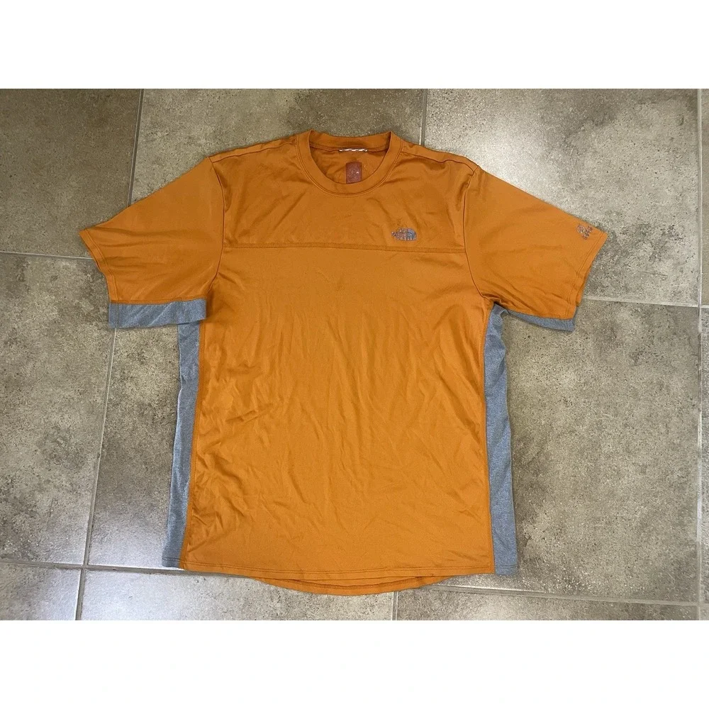 The North Face Mens Sz L Orange Short Sleeve Performance Vapor Wick T-Shirt